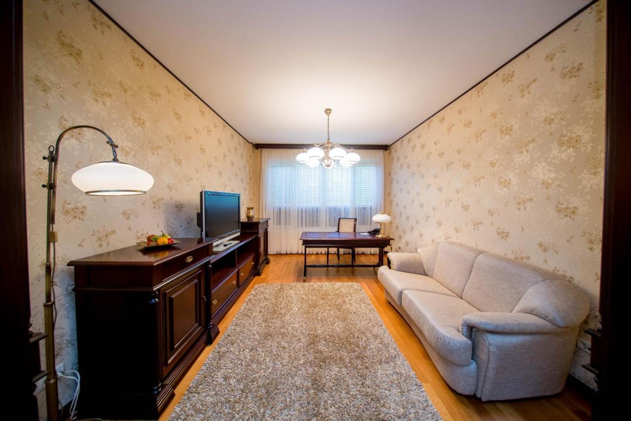 Best Western Central Hotel Arad Kültér fotó